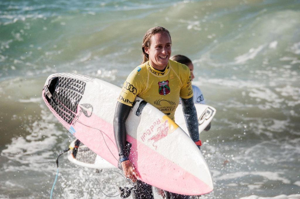 Justine Dupont, surf